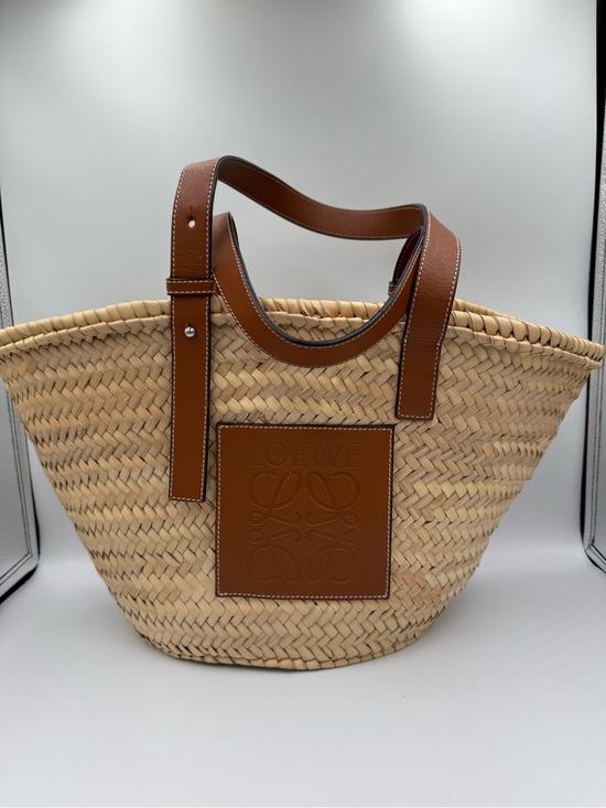 Loewe Handbags - Loewe Natural Straw Raffia Tote with Tan Leather Trim